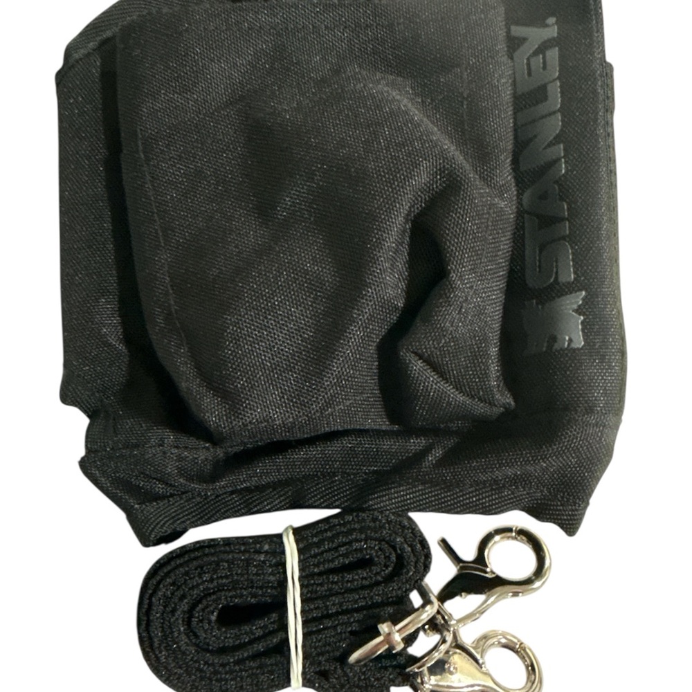 The All Day 40 OZ Quencher Carry-All